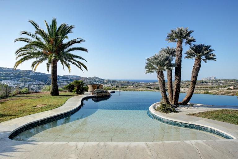 Property thumbnail 12