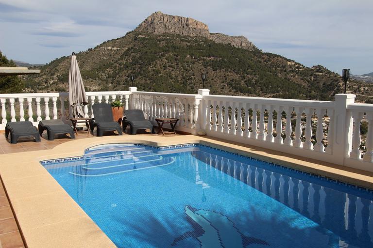 Property thumbnail 6