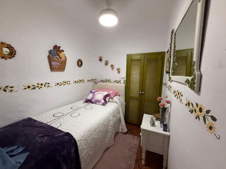 Property thumbnail 8