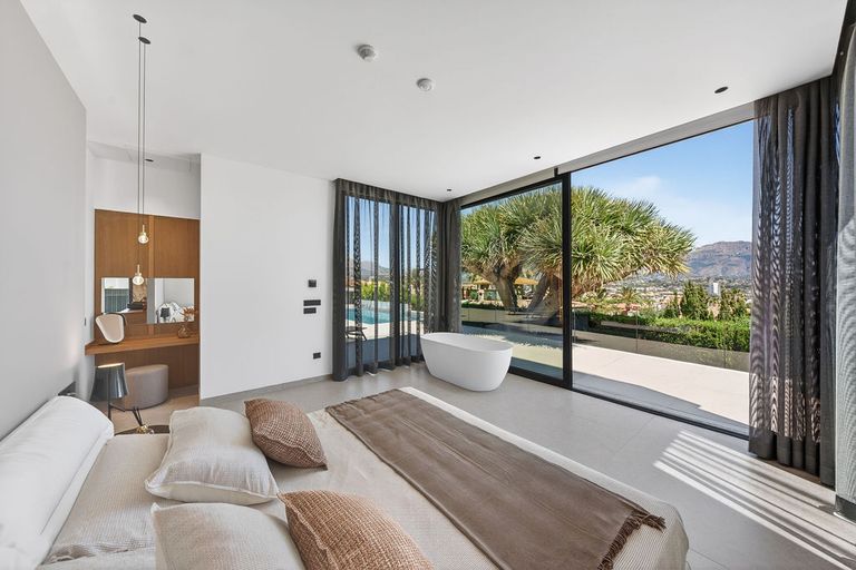 Property thumbnail 26