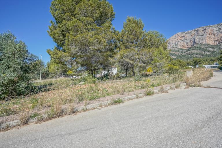 Property thumbnail 1