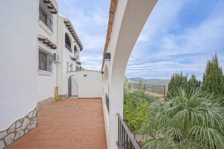 Property thumbnail 42