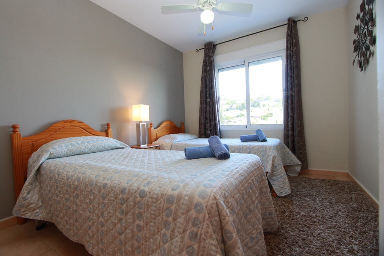 Property thumbnail 12