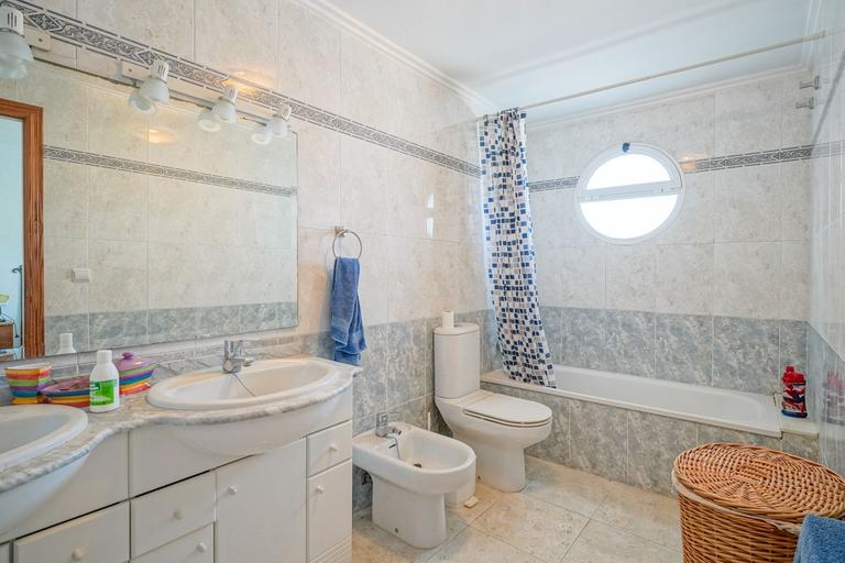 Property thumbnail 18