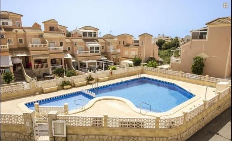 Property thumbnail 2