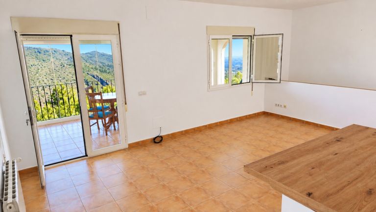Property thumbnail 3