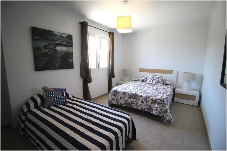 Property thumbnail 11