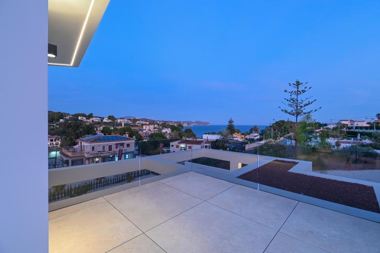 Property thumbnail 8