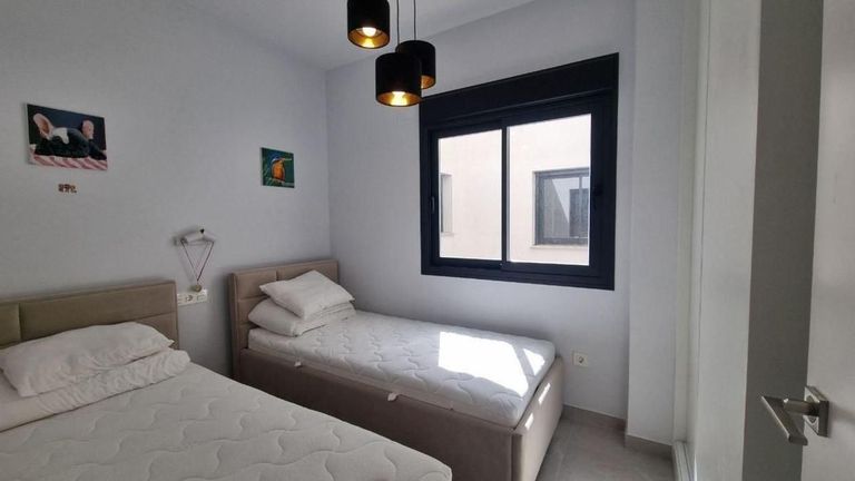 Property thumbnail 18