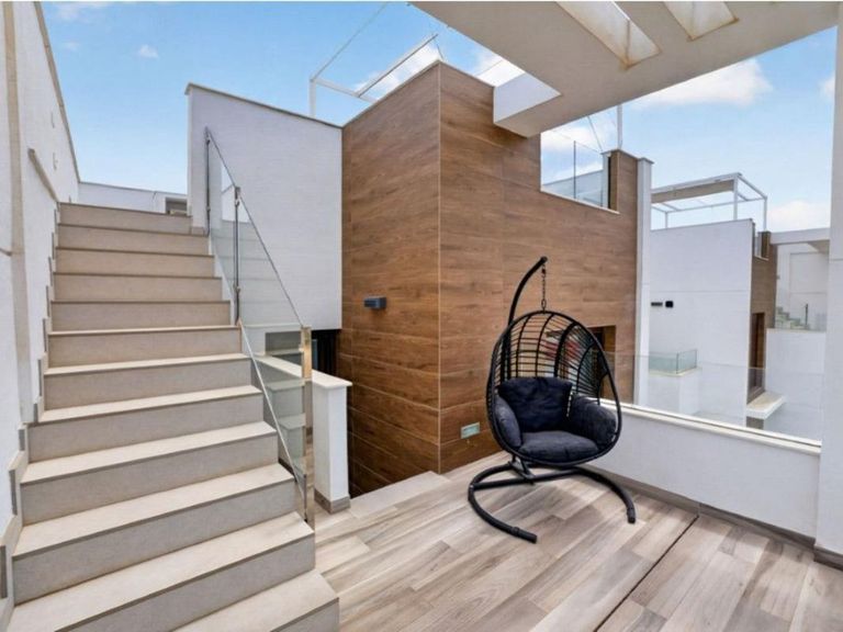 Property thumbnail 23
