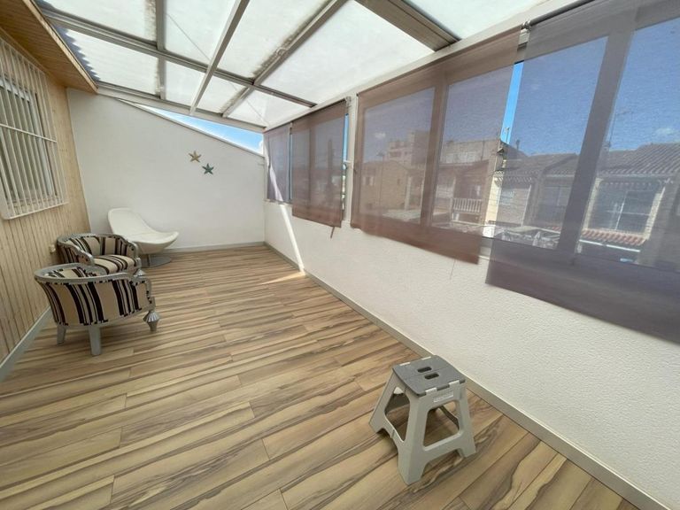 Property thumbnail 1