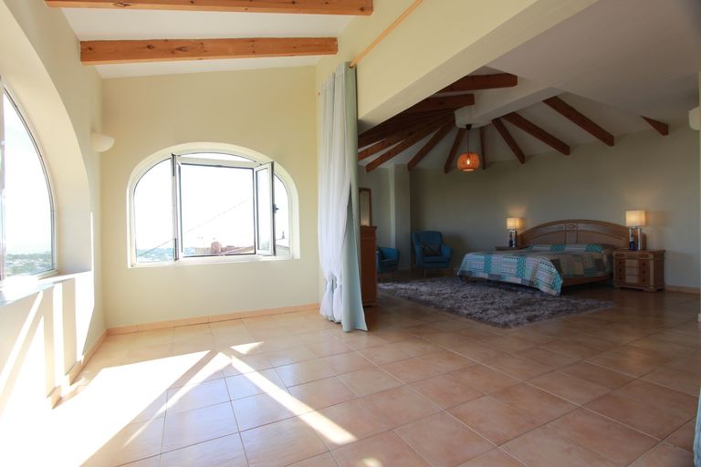 Property thumbnail 9