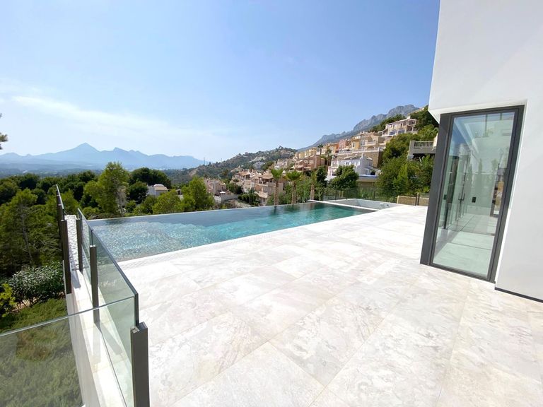 Property thumbnail 39