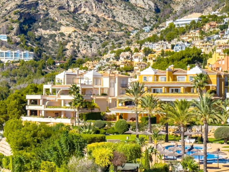Property thumbnail 1