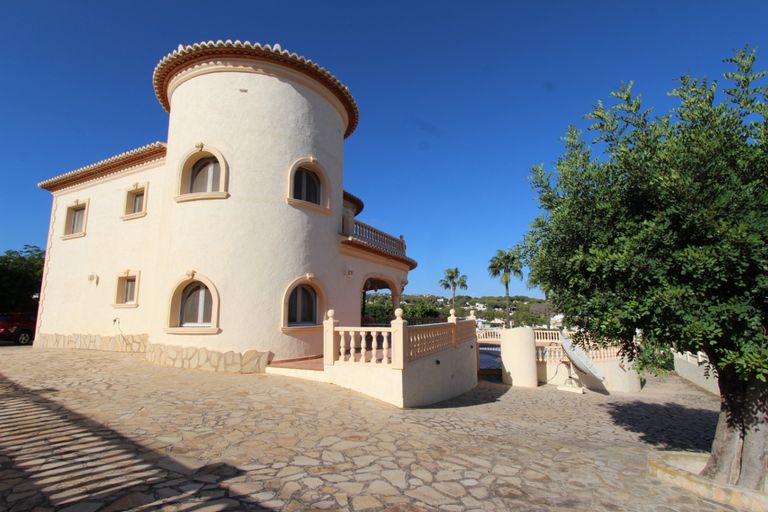 Property thumbnail 6