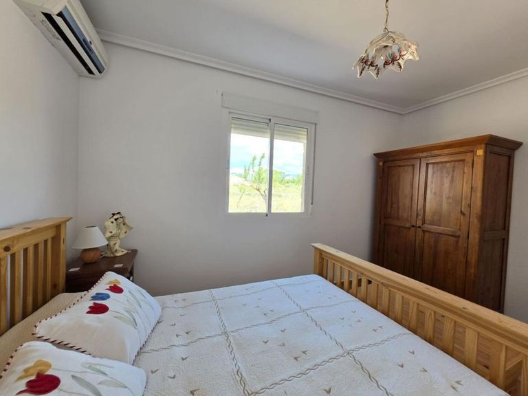 Property thumbnail 9