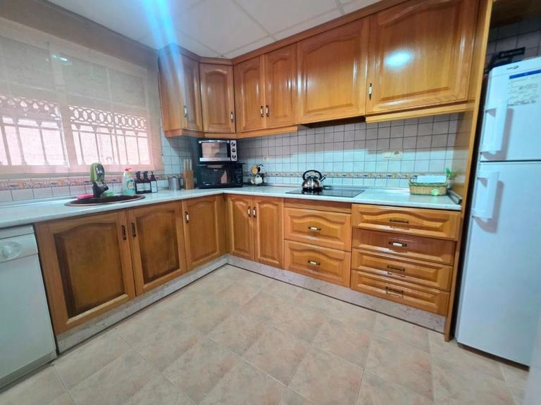 Property thumbnail 10
