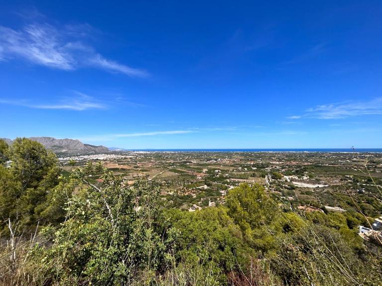 Property thumbnail 2