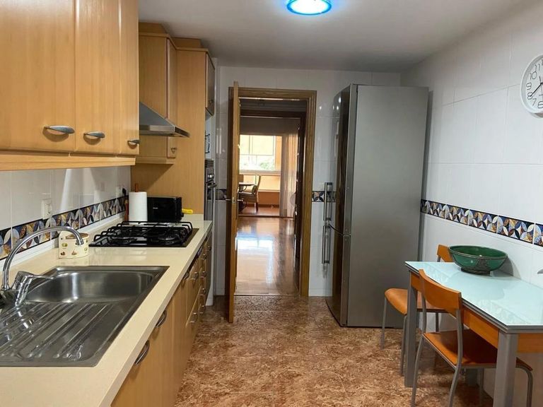 Property thumbnail 3