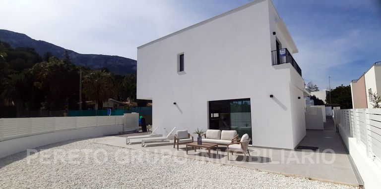 3 bedroom House / Villa in Costa Blanca, Costa Blanca - Property VC56705