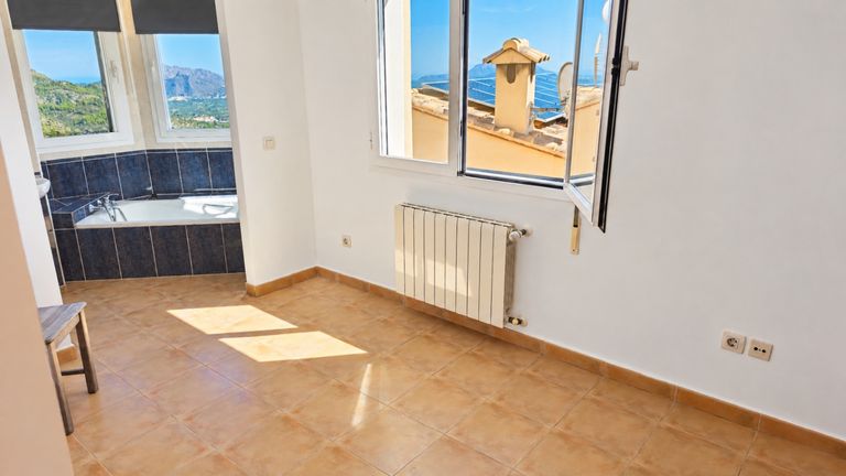 Property thumbnail 5