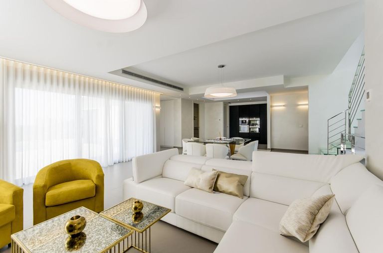 Property thumbnail 12
