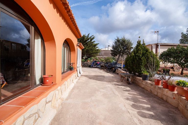 Property thumbnail 1
