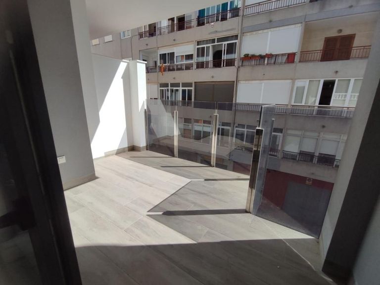 Property thumbnail 12