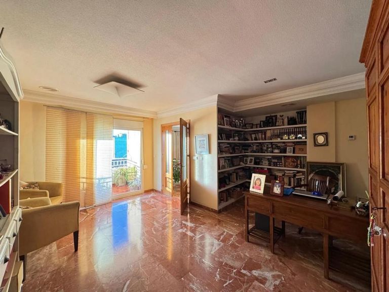 Property thumbnail 14