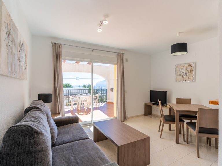 Property thumbnail 3