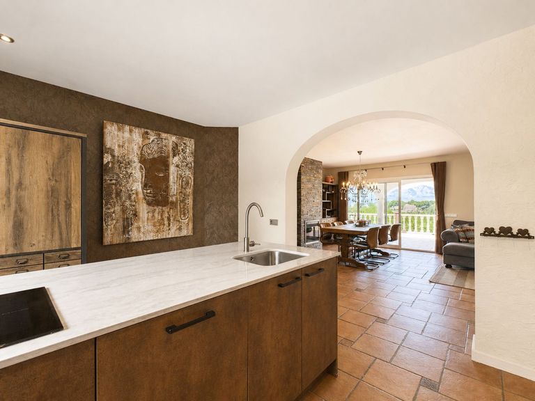 Property thumbnail 25