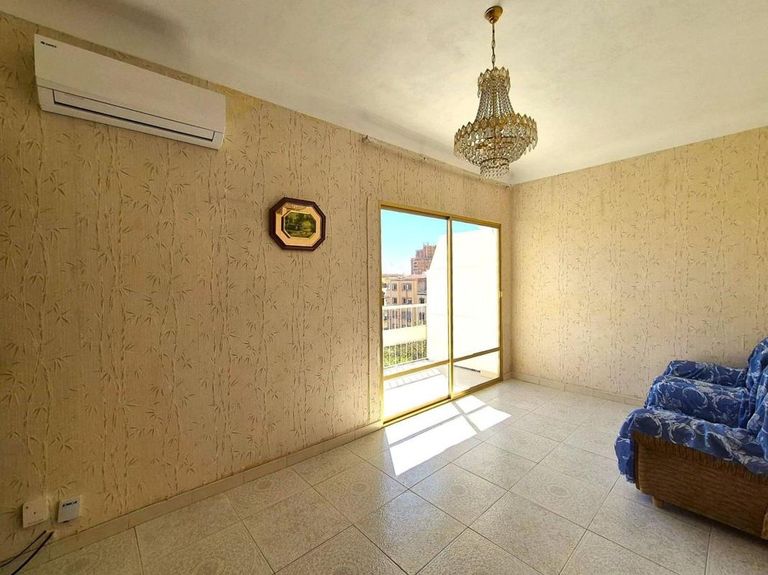 Property thumbnail 6