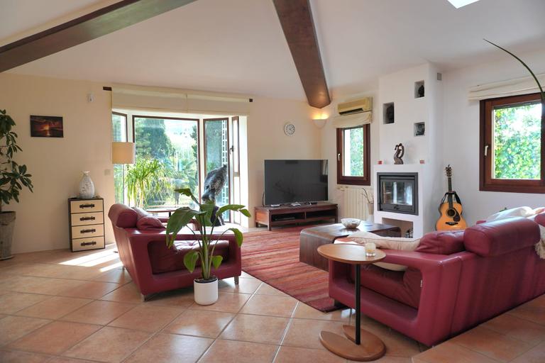 Property thumbnail 6