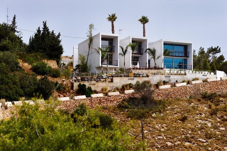 Property thumbnail 9