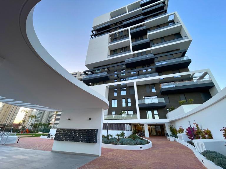 Property thumbnail 1