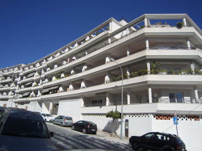 Property thumbnail 3