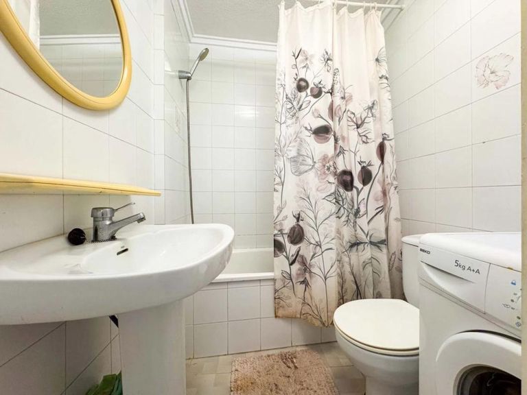 Property thumbnail 11