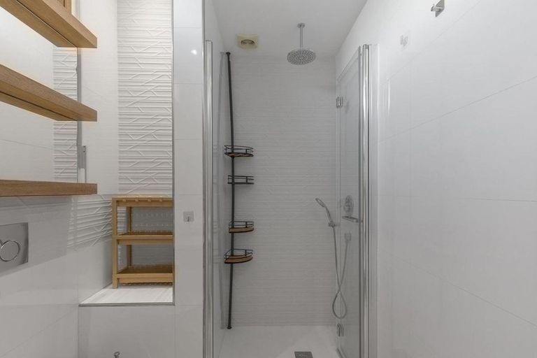 Property thumbnail 25