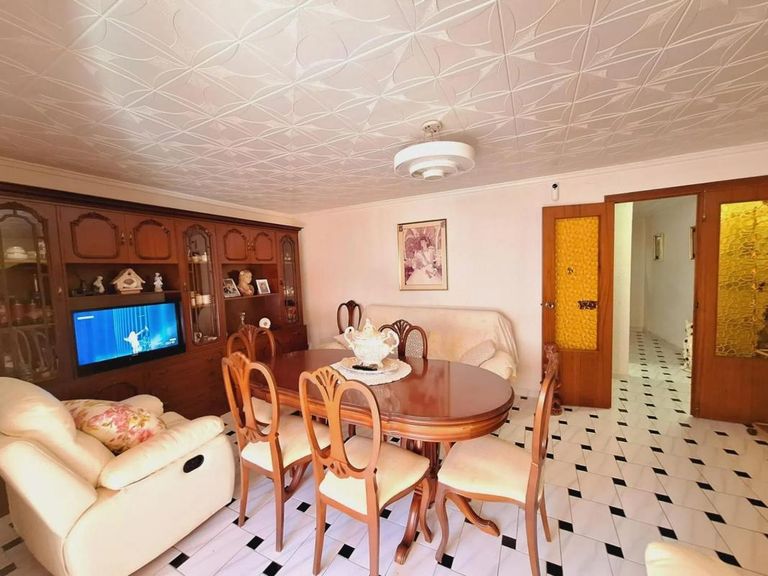 Property thumbnail 5
