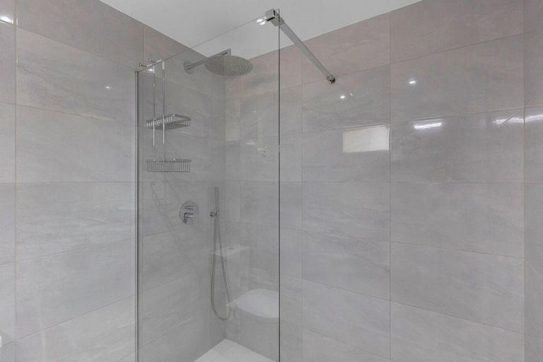 Property thumbnail 18