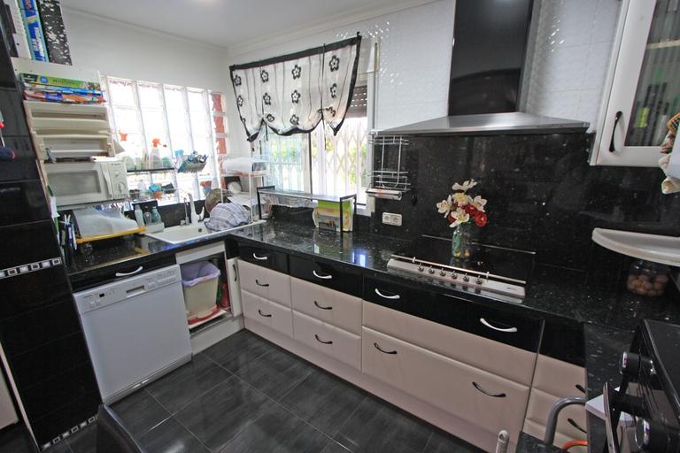 Property thumbnail 11