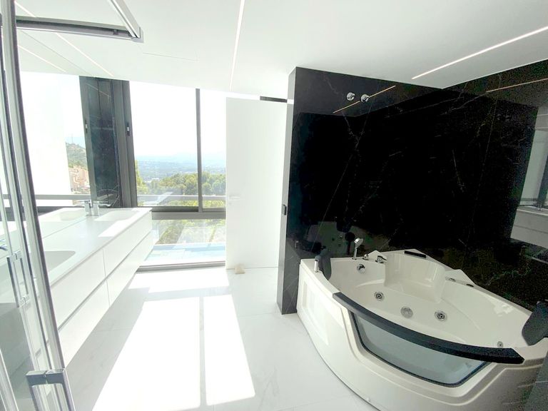 Property thumbnail 33