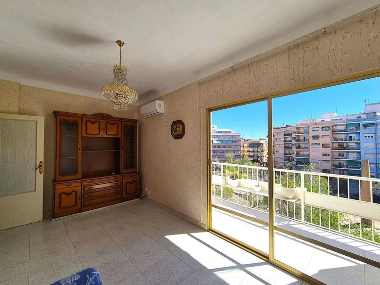 Property thumbnail 7