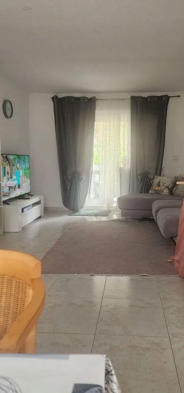 Property thumbnail 9