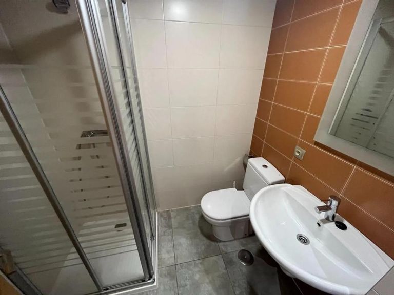 Property thumbnail 13