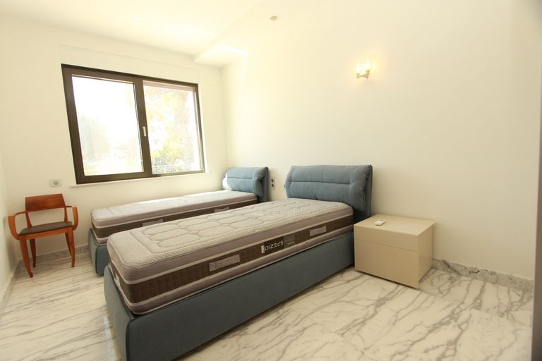Property thumbnail 23