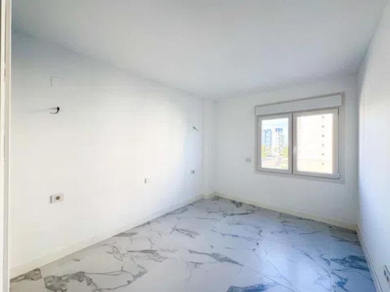 Property thumbnail 8