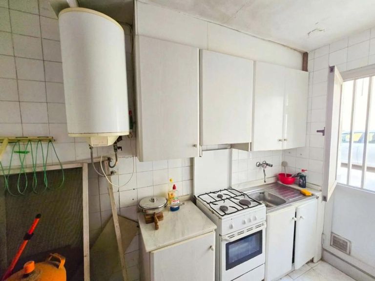 Property thumbnail 2