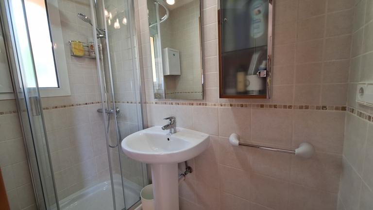 Property thumbnail 18