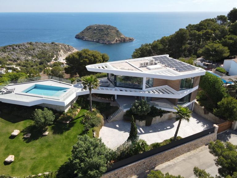 Property thumbnail 1